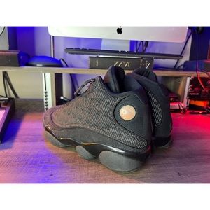 Air Jordan 13 Retro BG 'Black Cat' - men’s size 10 - Nike Air Jordan